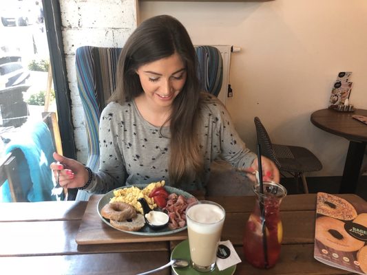 BAGEL Lounge by null