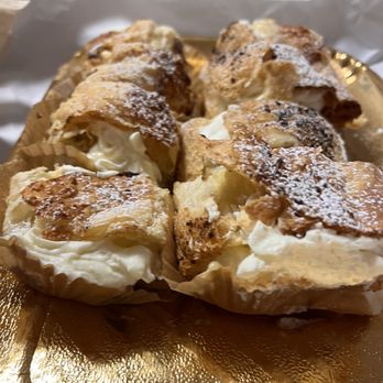 Linda's Dolci - Bakeries Near Me - Albuquerque, New Mexico