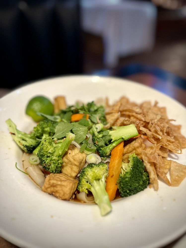 Social spots from Lanna Thai Restaurant