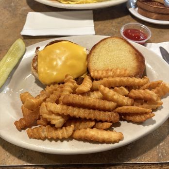 Lisa's Kitchen - Diners Near Me - Fairfield, Ohio Lisa's Kitchen - Diners Near Me - Fairfield, Ohio