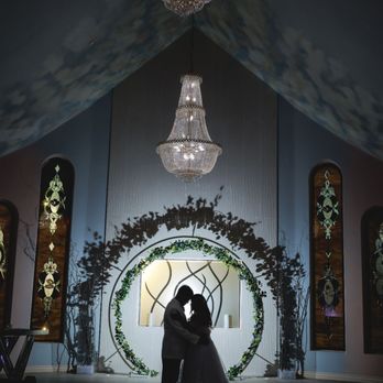 Vegas Weddings - Captured by Jeff photographer - Wedding Planning Near Me - Las Vegas, Nevada