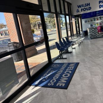 Emma's Laundromat - Laundromat Near Me - Lewisville, Texas
