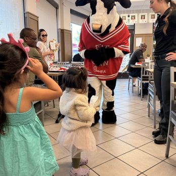 Chick-fil-A - Fast Food Near Me - Ontario, California