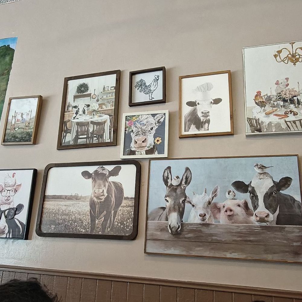 The Egg House - Pretty pictures on the wall... - Breakfast & Brunch Near Me - Simi Valley, California