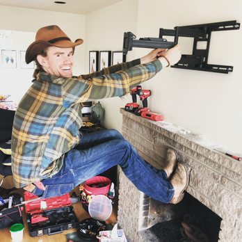 Bixno Handy - TV mounting - Plumbing Near Me - Orlando, Florida Bixno Handy - TV mounting - Plumbing Near Me - Orlando, Florida