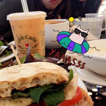 Urth Caffe - Thai tea with boba, clam chowder (suuuper delicious) and chicken pesto sandwich! - Coffee & Tea Near Me - Laguna Beach, California Urth Caffe - Thai tea with boba, clam chowder (suuuper delicious) and chicken pesto sandwich! - Coffee & Tea Near Me - Laguna Beach, California