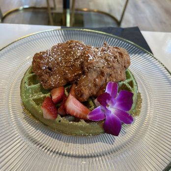 Breaking Dawn Brunch - Waffle and fried chicken - Breakfast & Brunch Near Me - Los Gatos, California