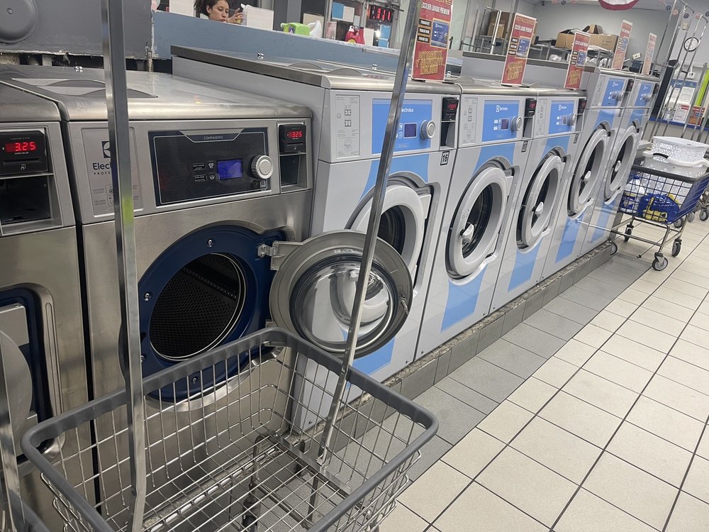 3E LAUNDRY Updated July 2024 27 Photos 1520 Palm Ave, Hialeah