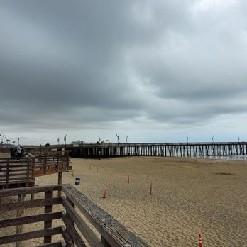 Valentina Suites - Pismo Beach Pier and boardwalk, all huge, with restaurants and clean public  restrooms - Vacation Rentals Near Me - Pismo Beach, California