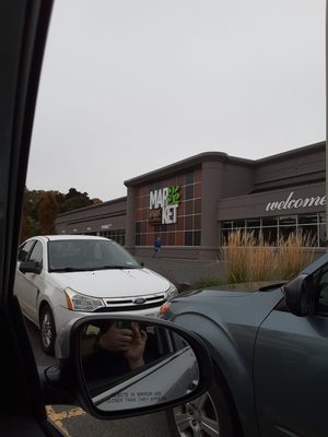 Price Chopper 16 Reviews Grocery 442 Balltown Rd Schenectady Ny Phone Number Yelp