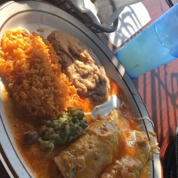 La Bodeguita - Enchiladas(shredded chicken and carne Assad) w/ the most amazing salsa I've ever had! - Mexican Near Me - Bodega Bay, California La Bodeguita - Enchiladas(shredded chicken and carne Assad) w/ the most amazing salsa I've ever had! - Mexican Near Me - Bodega Bay, California