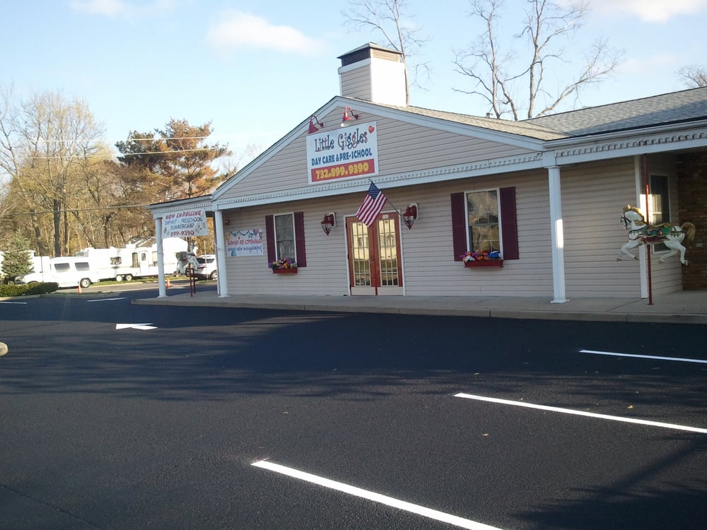 LITTLE GIGGLES DAYCARE & PRESCHOOL CENTER Updated September 2024