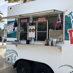 San Diego Food Markets - Island Mike's poke stand
