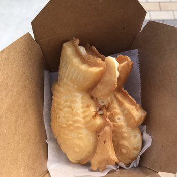 Somisomi - Taiyaki with custard filling - Desserts Near Me - Cupertino, California Somisomi - Taiyaki with custard filling - Desserts Near Me - Cupertino, California