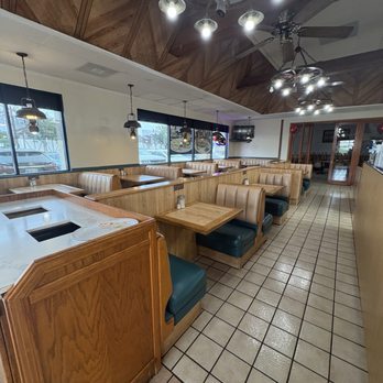 Ranch Burger - Inside of the restaurant - American Near Me - Chino, California