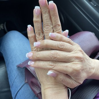 L B Nails - Mom's Acrylics - Nail Salons Near Me - Dublin, California