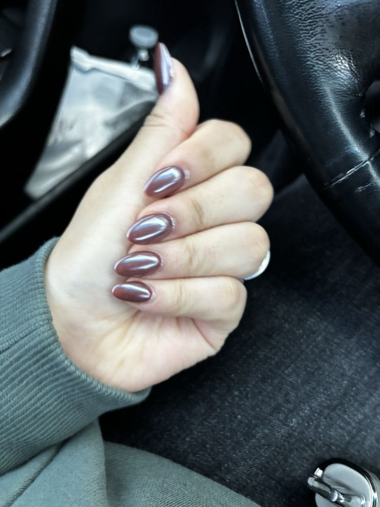 Kim Nails Lounge Logo