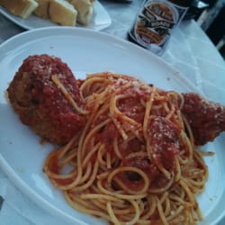 Dockside Resort Bar - VERY GOOD sicilian meatballs!