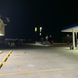 Tesla Supercharger - Uncomfortable wall back to the car
