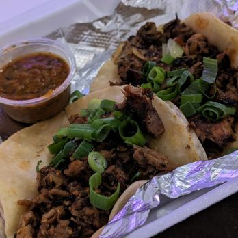 2 Jerks Finger Food - Caribbean carnitas - Food Trucks Near Me - Phoenix, Arizona 2 Jerks Finger Food - Caribbean carnitas - Food Trucks Near Me - Phoenix, Arizona