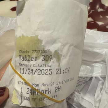 Cafe 88 - It was there 21.17 but I got it at 21.40(I went check by myself as waiting too long) She just thrown to me!!! - Cafes Near Me - Rohnert Park, California