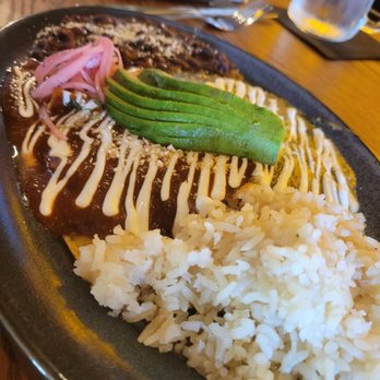 Mochilero Kitchen - Great Black Beans and Rice - Mexican Near Me - Scottsdale, Arizona