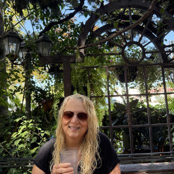 Tower Cafe - Breakfast & Brunch Near Me - Sacramento, California Tower Cafe - Breakfast & Brunch Near Me - Sacramento, California