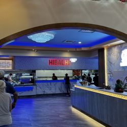 Golden Chopsticks Buffet - Entrance walkway