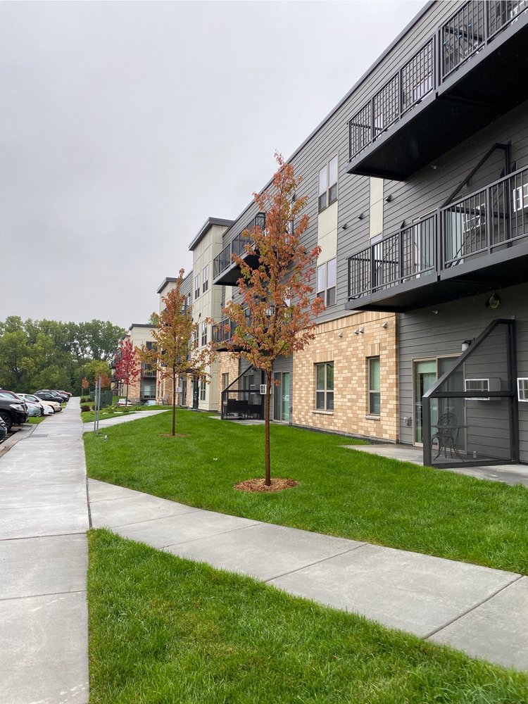 GLEN PONDS II 1320 High Site Dr, Eagan, Minnesota Apartments