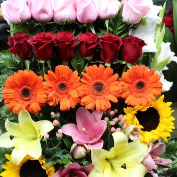 Linda's Flowers - Florists Near Me - Lindsay, California Linda's Flowers - Florists Near Me - Lindsay, California
