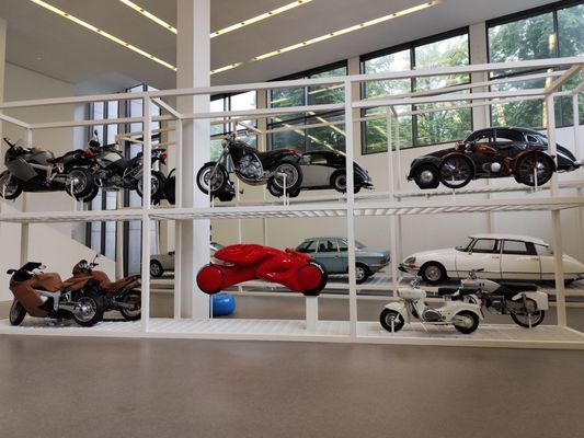 Pinakothek der Moderne by null