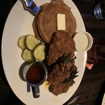 Yard House - Nashville Hot Chicken (Featured) - Bars Near Me - Boston, Massachusetts