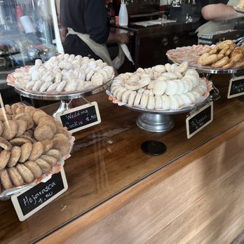 La Monarca Bakery & Cafe - Sweets - Bakeries Near Me - Santa Monica, California La Monarca Bakery & Cafe - Sweets - Bakeries Near Me - Santa Monica, California