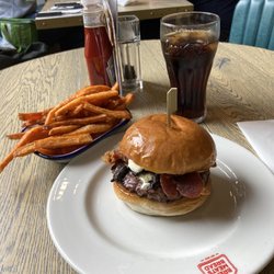 Bread Meats Bread - Black and blue burger, sweet potato fries, coke