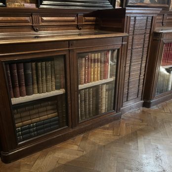 Museum Mayer van den Bergh - Museums Near Me - Antwerp, VAN