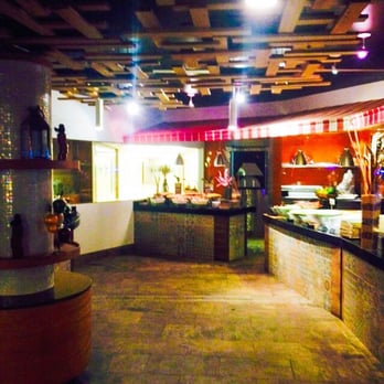 Marché - Fruit, cereals, and bread stations :) - Buffets Near Me - Acapulco, GRO