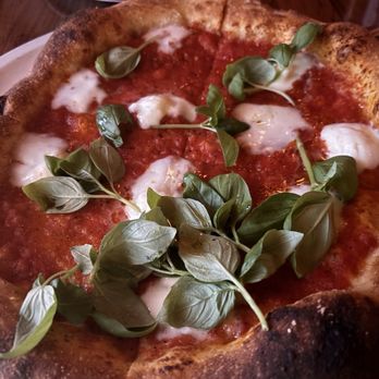 Pizzeria Mozza - Margherita - Pizza Near Me - Los Angeles, California Pizzeria Mozza - Margherita - Pizza Near Me - Los Angeles, California
