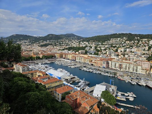 Colline du Château by null