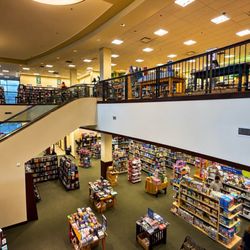 Barnes & Noble