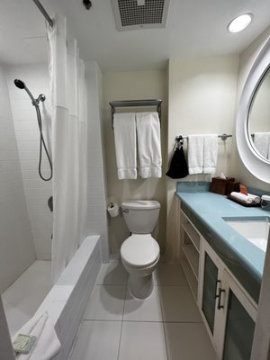 Coconut Waikiki Hotel by null