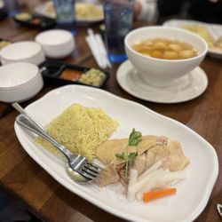 88 Noodle Papa - HAINAN CHICKEN DARK MEAT