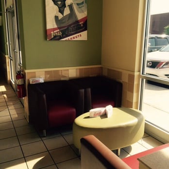 Krispy Kreme - COMFORTABLE - Donuts Near Me - Bowling Green, Kentucky