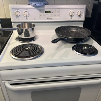 Benchmark Management - Stovetop was so uneven it was very hard to cook on. - Vacation Rentals Near Me - Santa Rosa Beach, Florida Benchmark Management - Stovetop was so uneven it was very hard to cook on. - Vacation Rentals Near Me - Santa Rosa Beach, Florida