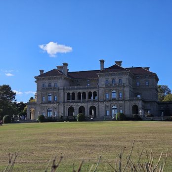 Cliff Walk - The Breakers - Parks Near Me - Newport, Rhode Island
