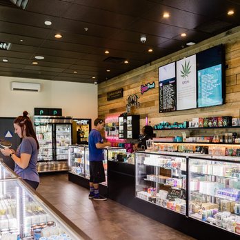 Palm Royale Collective - Beautiful store - Cannabis Dispensaries Near Me - Palm Desert, California Palm Royale Collective - Beautiful store - Cannabis Dispensaries Near Me - Palm Desert, California