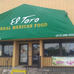 the front of a mexican restaurant