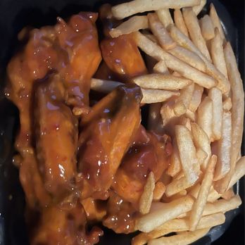 Wings Xpress - Hot mango habero - Seafood Near Me - Tampa, Florida