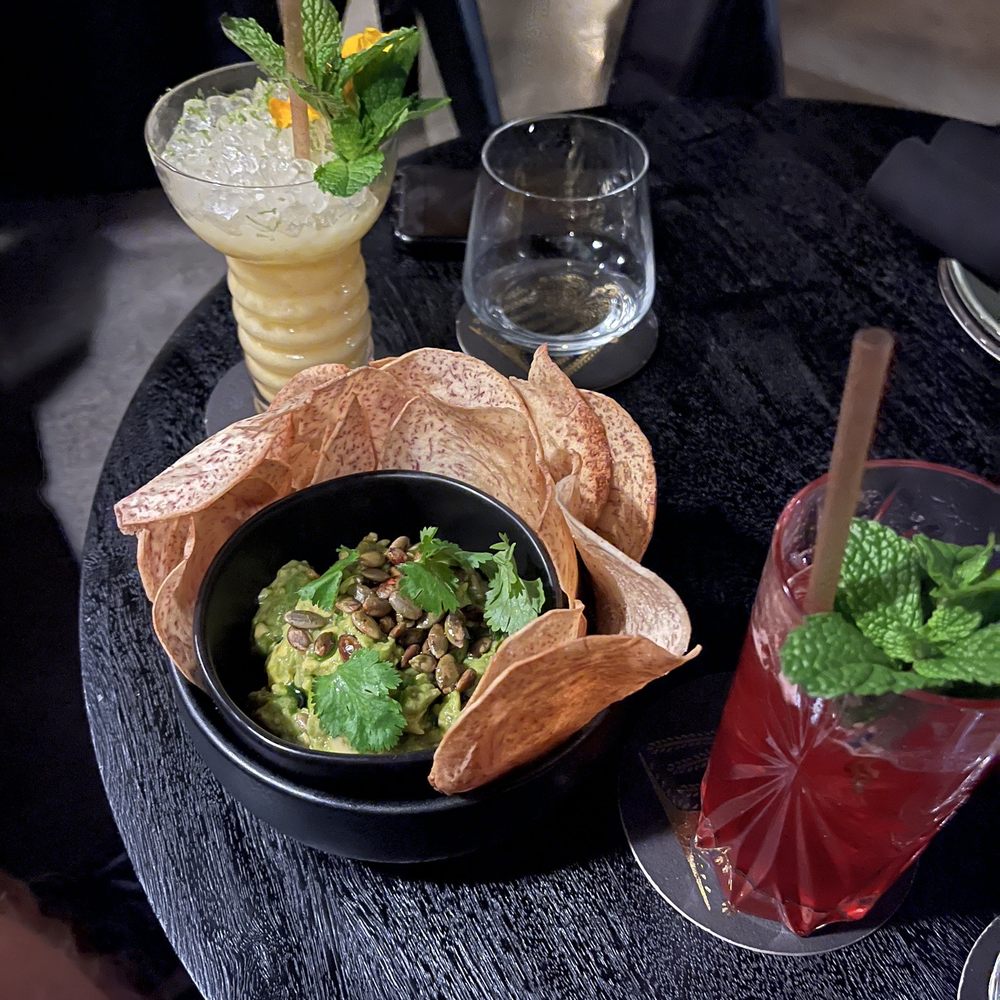 sousòl - Guacamole, mango crush, gin and hibiscus drink that I can't remember the name of - Bars Near Me - Portland, Oregon sousòl - Guacamole, mango crush, gin and hibiscus drink that I can't remember the name of - Bars Near Me - Portland, Oregon