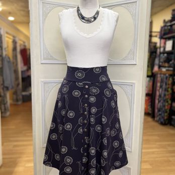 Re-find - Men's Clothing Near Me - Salem, Massachusetts
