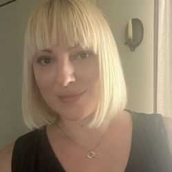 Fringe NoHo Hair Studio - New bangs cut and length cleanup